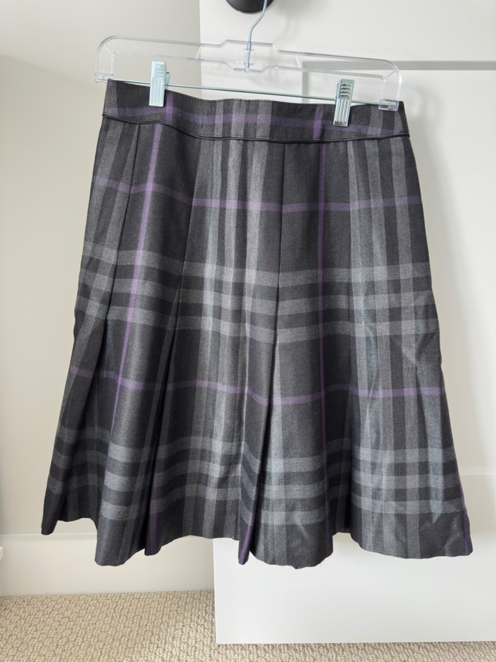 Burberry Grey Plaid Skater Skirt with Purple Windowpane - Picture 3 of 3